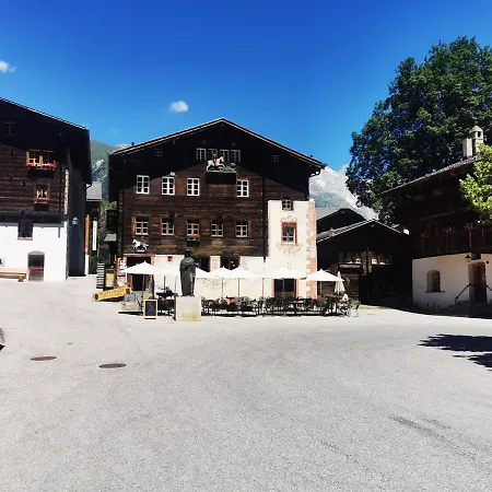 Chalet Bosbes Reckingen