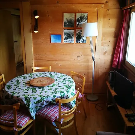 Chalet Bosbes Apartment Reckingen